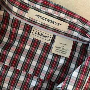 LL Bean Wrinkle Resistant Button Up Shirt M